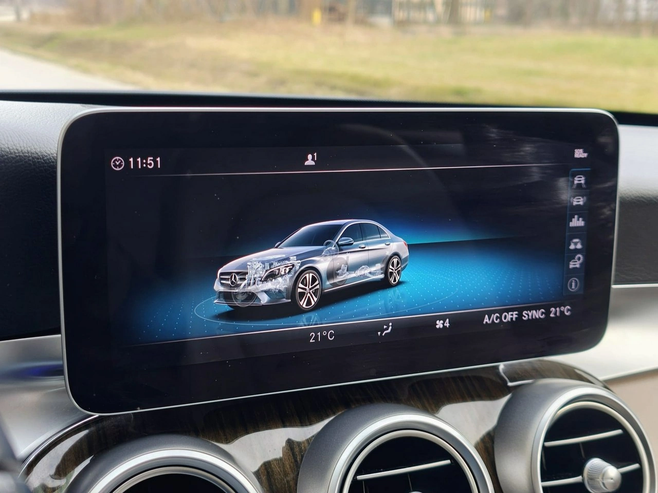 Mercedes C 300 - Zdjęcie 21