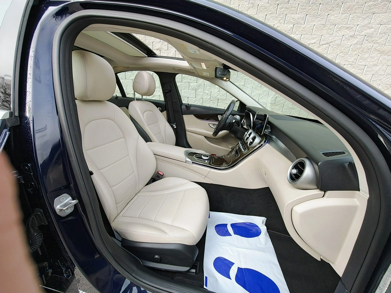 Mercedes C 300 - Zdjęcie 23