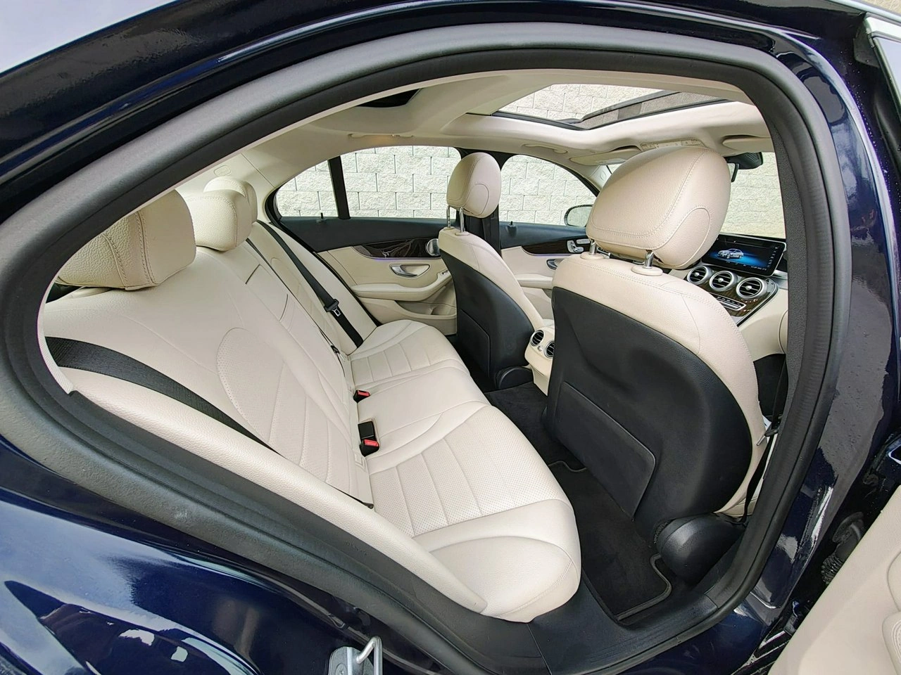 Mercedes C 300 - Zdjęcie 25