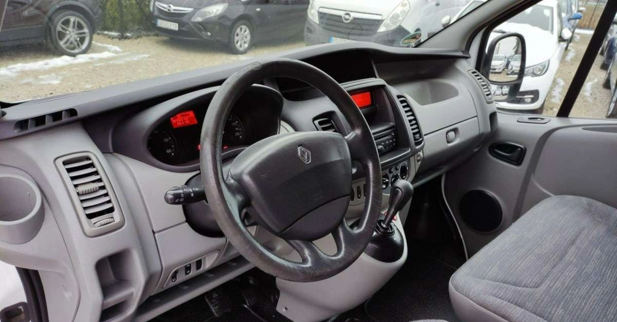 Renault Trafic - Zdjęcie 5