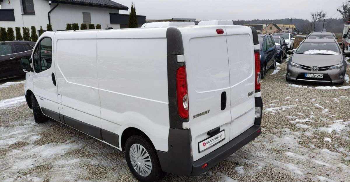 Renault Trafic - Zdjęcie 12