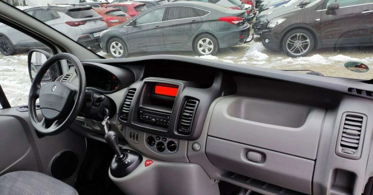 Renault Trafic - Zdjęcie 19