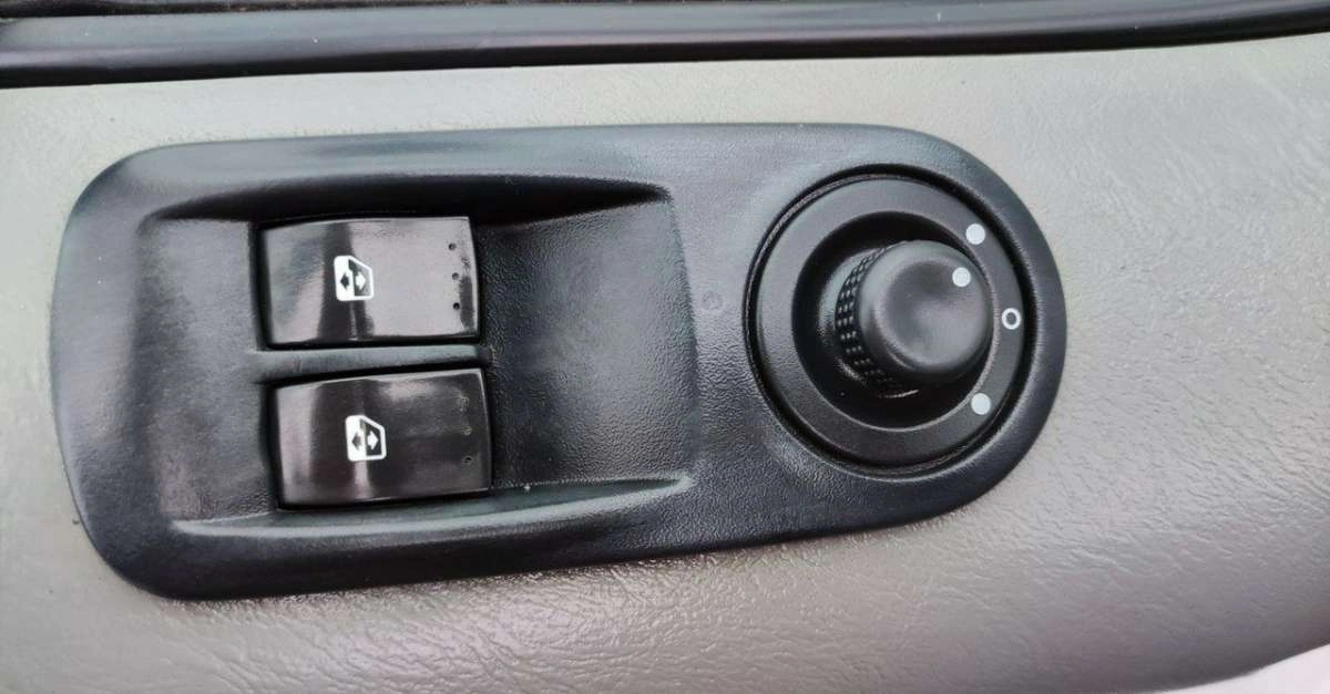 Renault Trafic - Zdjęcie 21