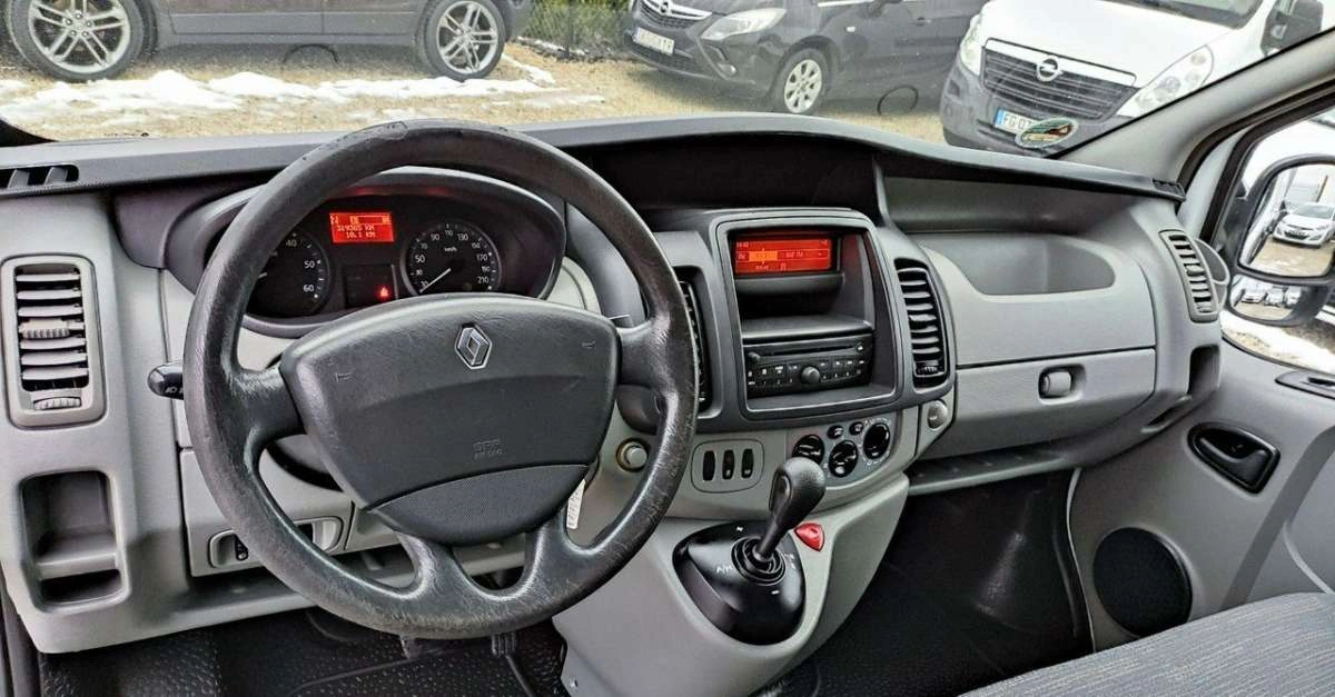 Renault Trafic - Zdjęcie 24