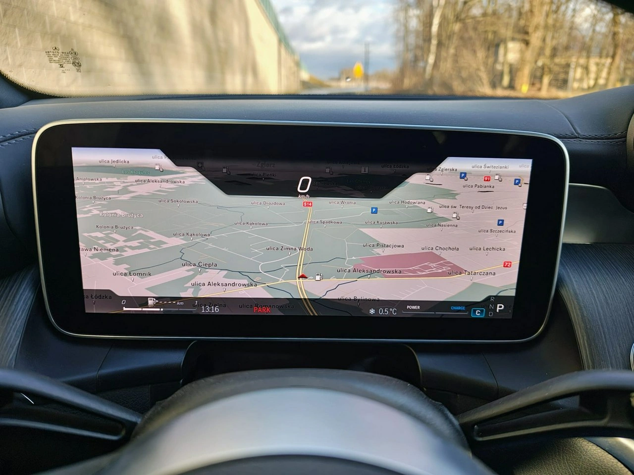 Mercedes GLC 300 - Zdjęcie 22