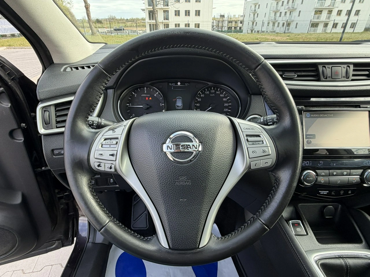 Nissan Qashqai - Zdjęcie 21