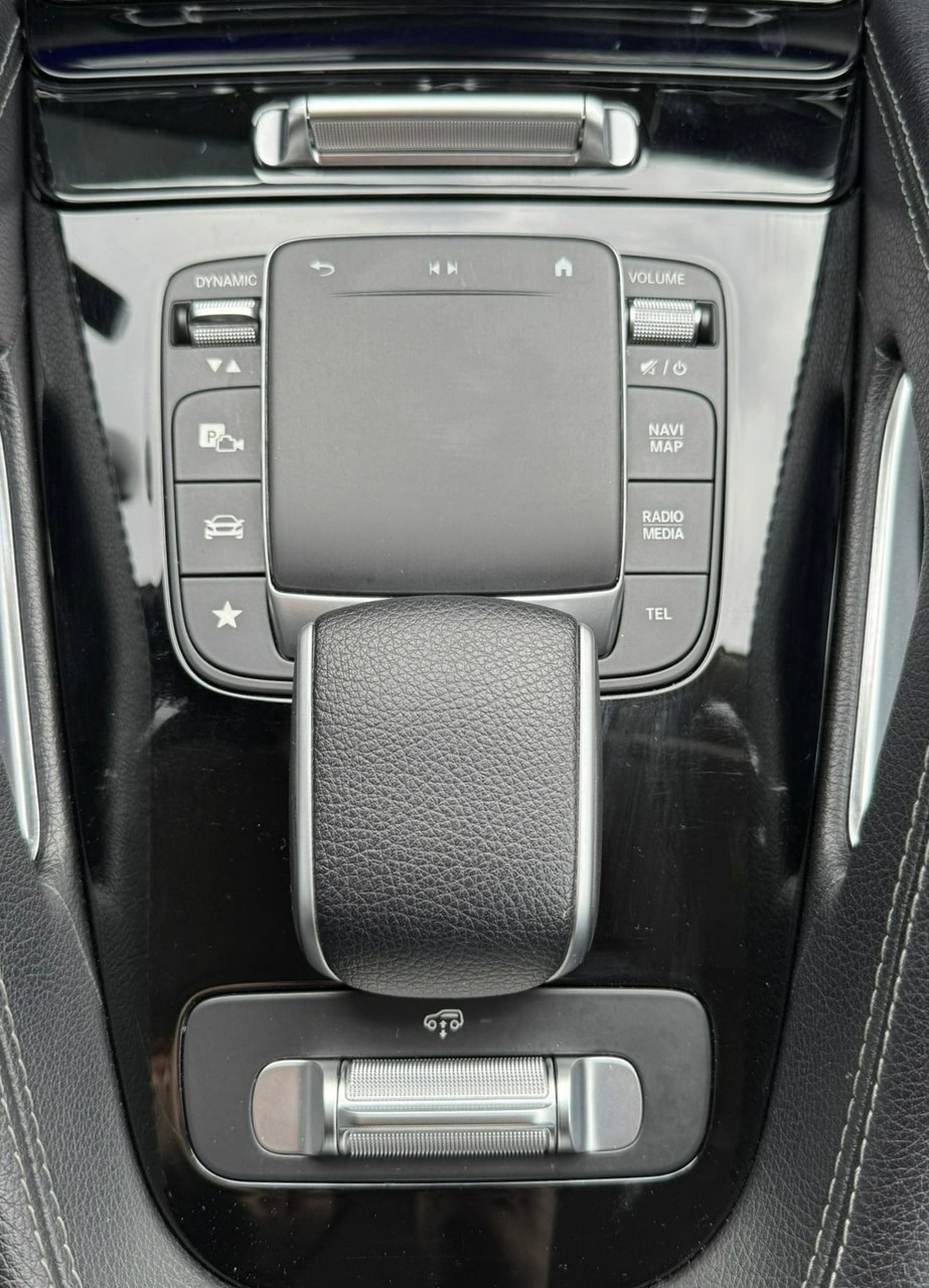 Mercedes GLE 300 - Zdjęcie 18