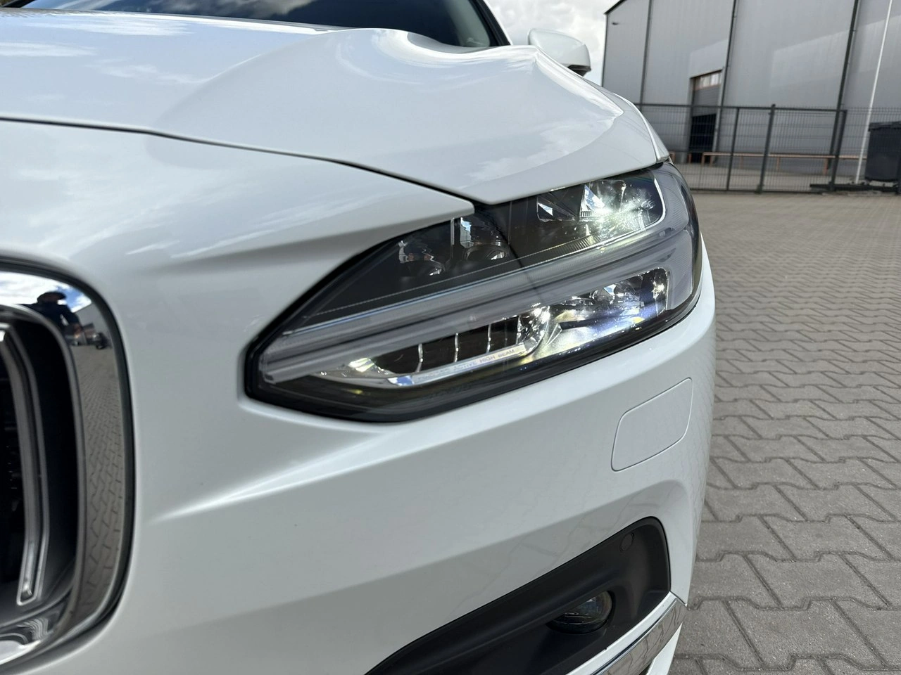 Volvo S90 - Zdjęcie 8