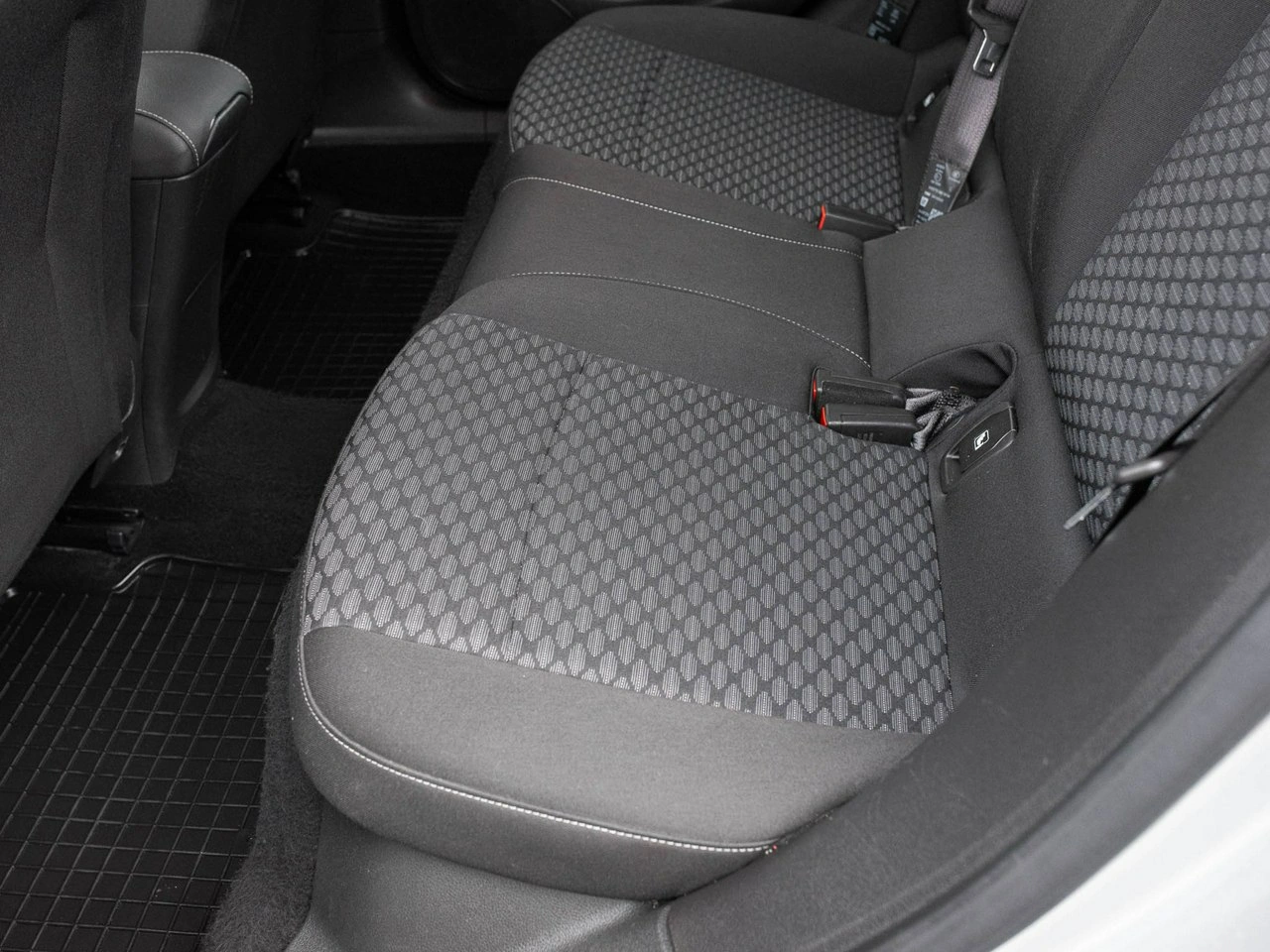 Opel Astra - Zdjęcie 23