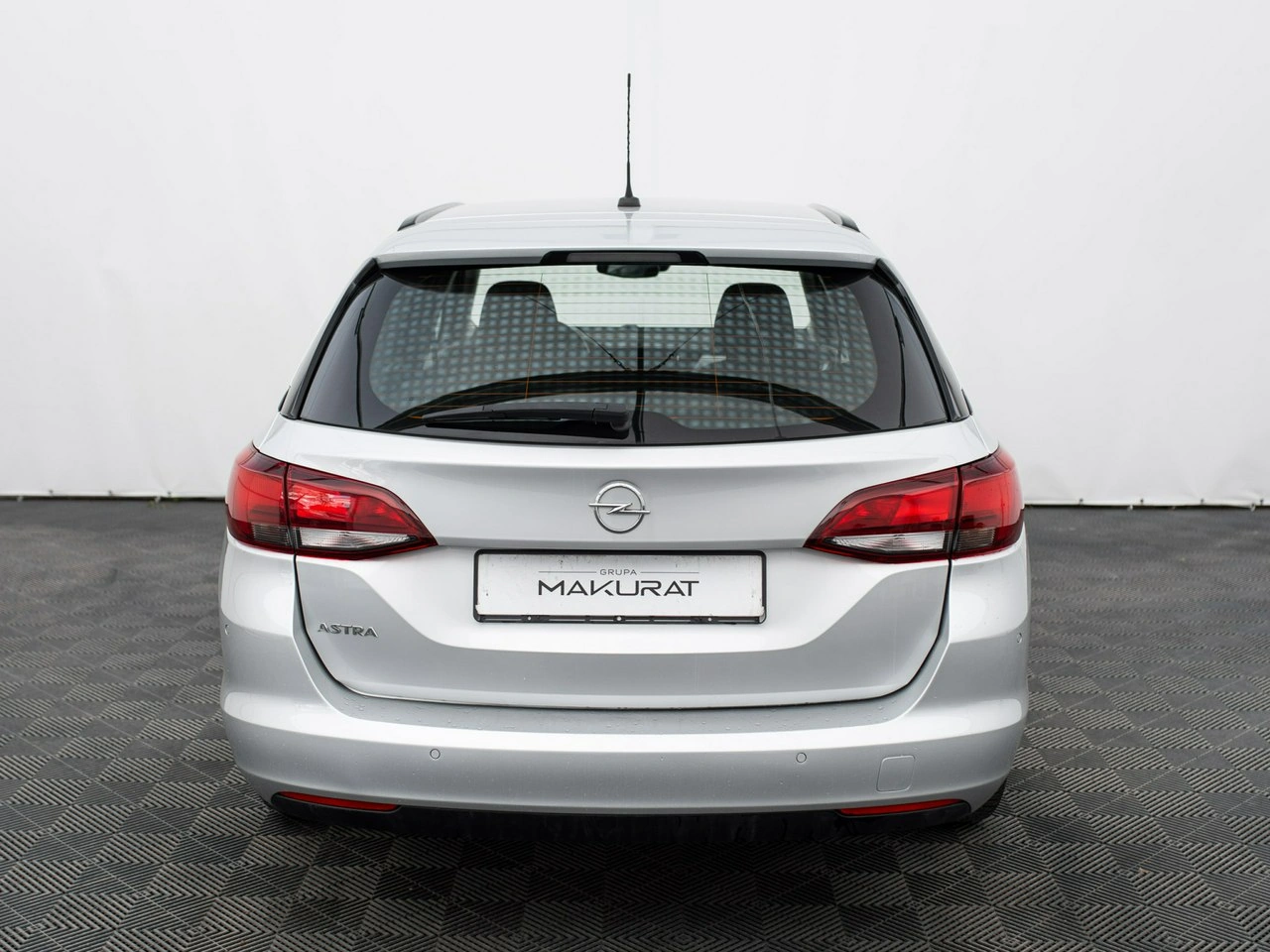 Opel Astra - Zdjęcie 8