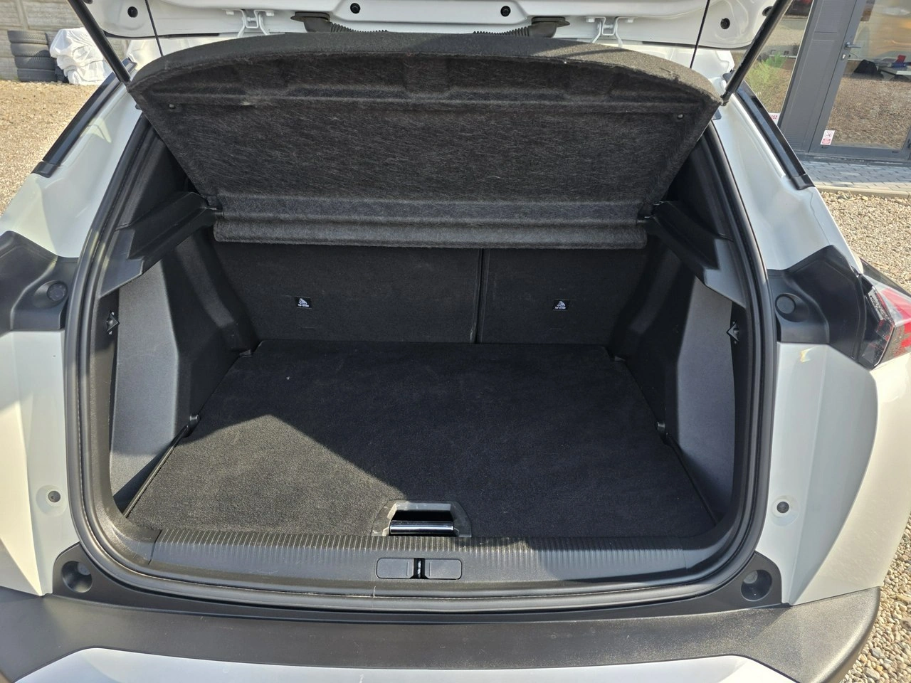 Peugeot 2008 - Zdjęcie 12