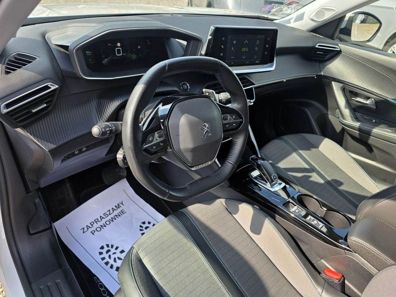 Peugeot 2008 - Zdjęcie 8