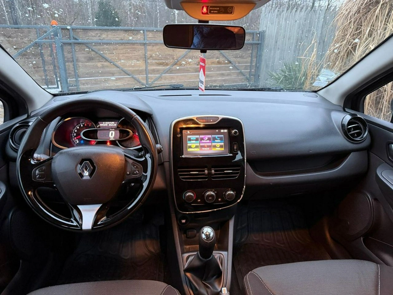 Renault Clio - Zdjęcie 10