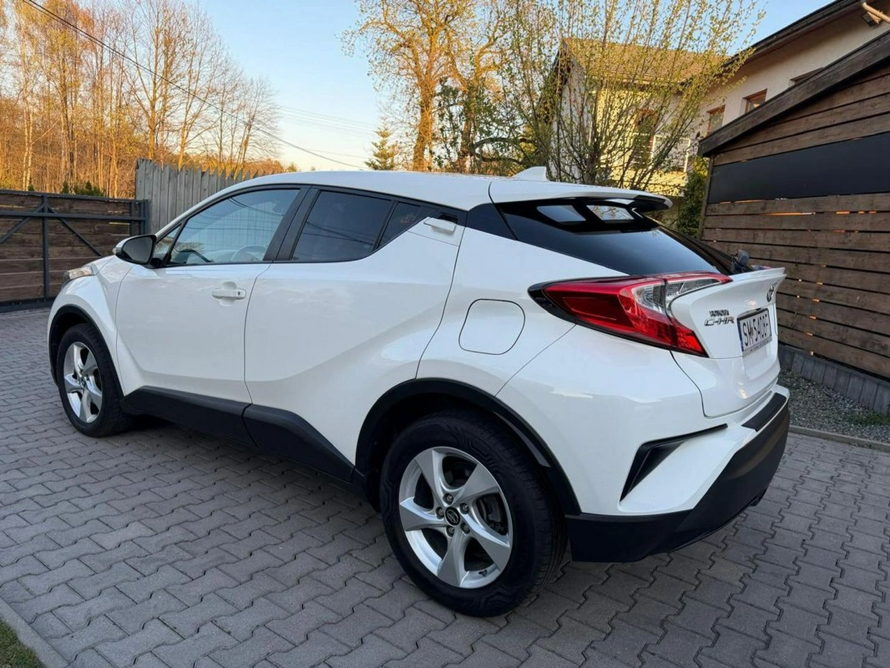 Toyota C-HR - Zdjęcie 2