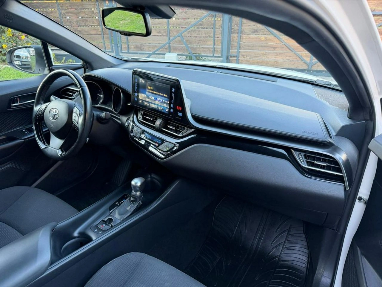 Toyota C-HR - Zdjęcie 7