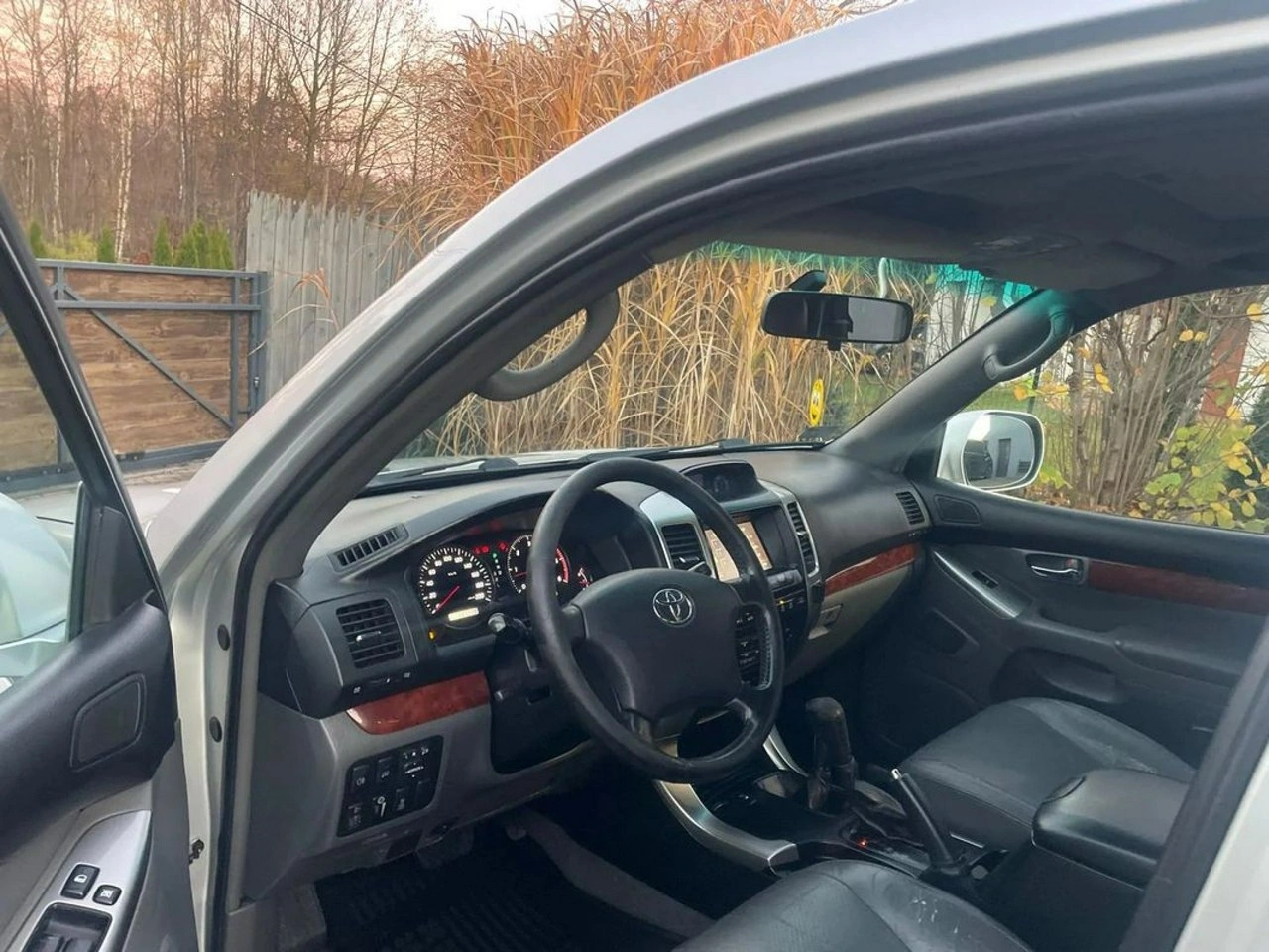 Toyota Land Cruiser - Zdjęcie 6