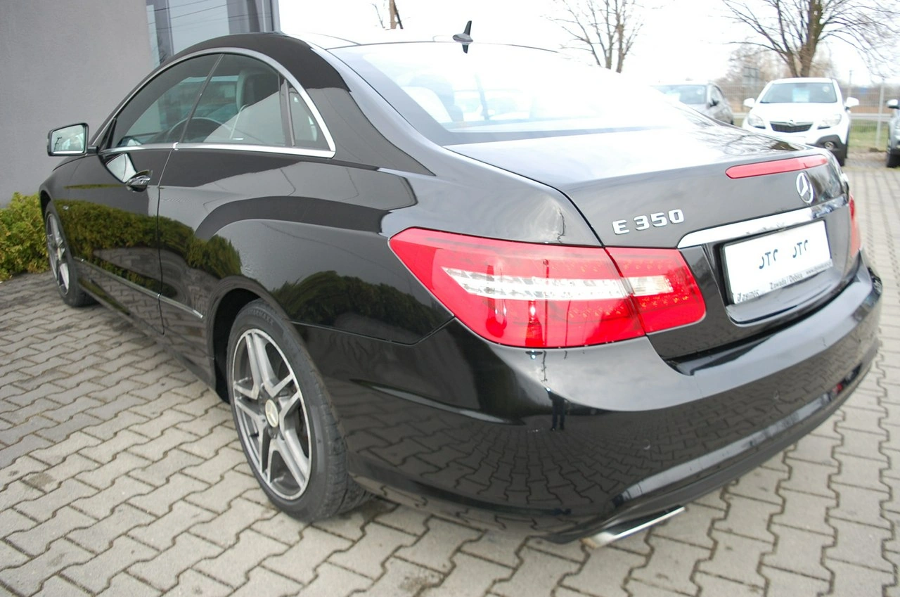 Mercedes E 350 - Zdjęcie 11