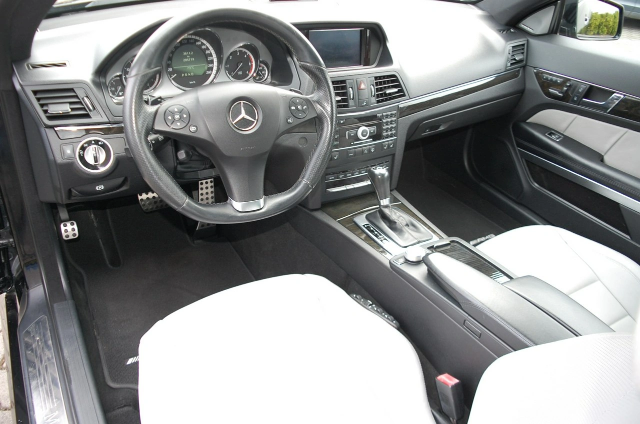 Mercedes E 350 - Zdjęcie 21