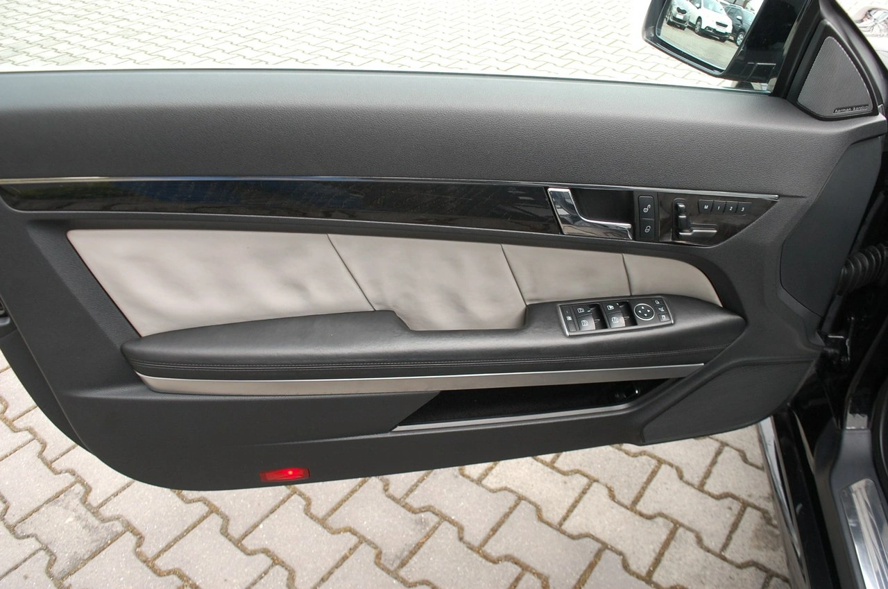 Mercedes E 350 - Zdjęcie 29