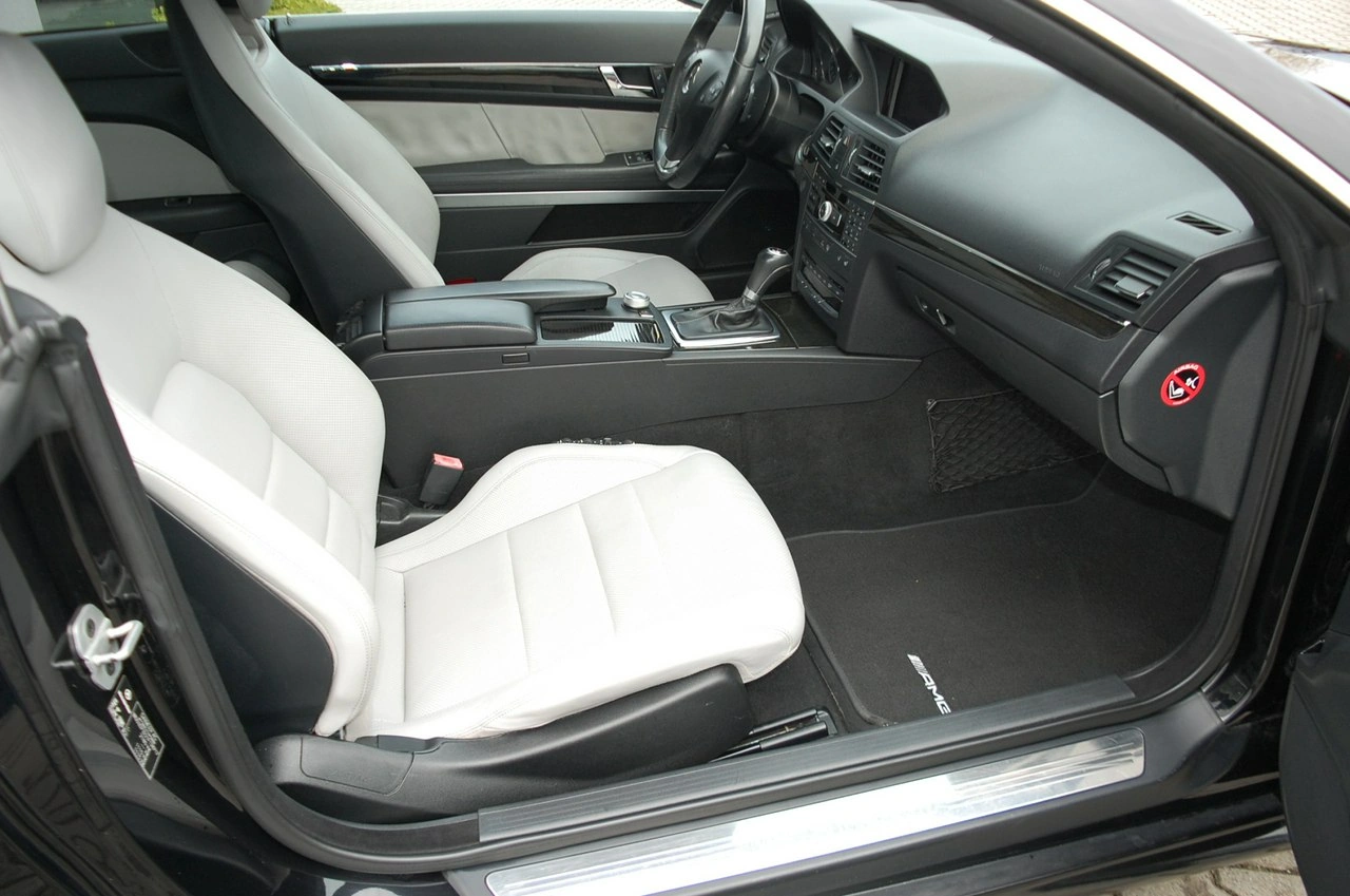 Mercedes E 350 - Zdjęcie 6