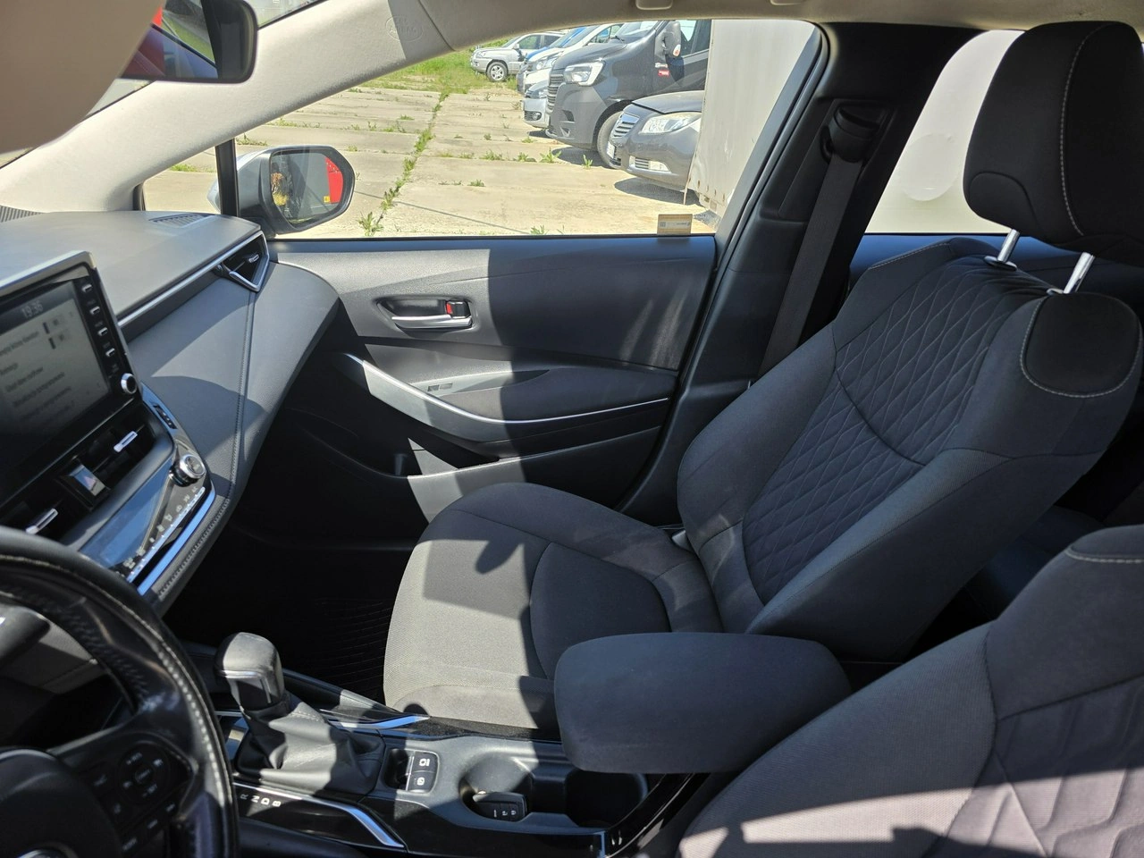 Toyota Corolla - Zdjęcie 12