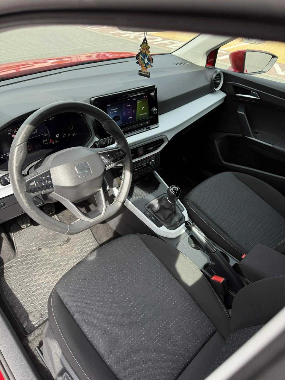 Seat Arona - Zdjęcie 13