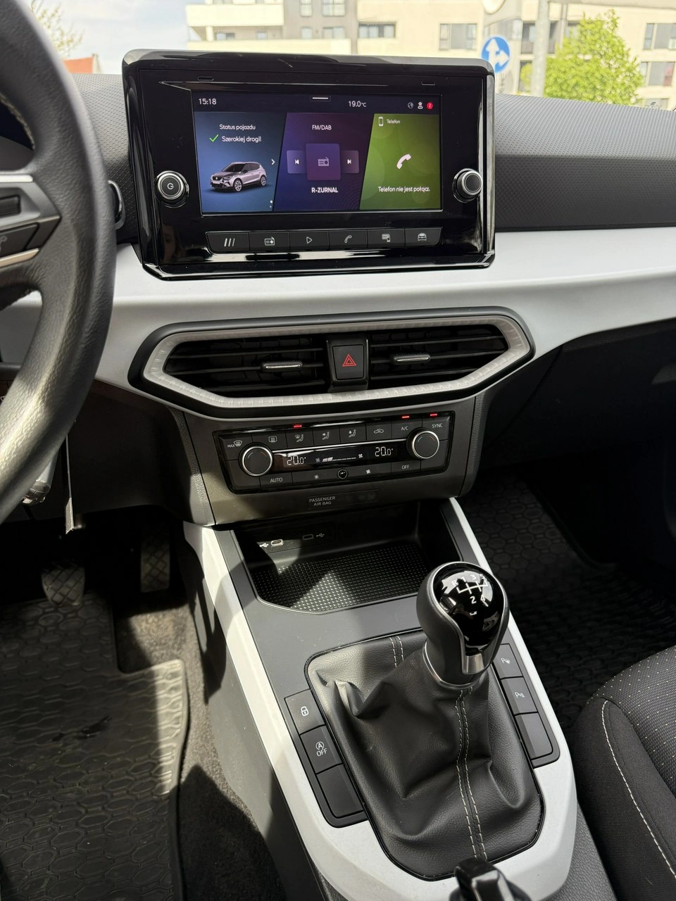 Seat Arona - Zdjęcie 15