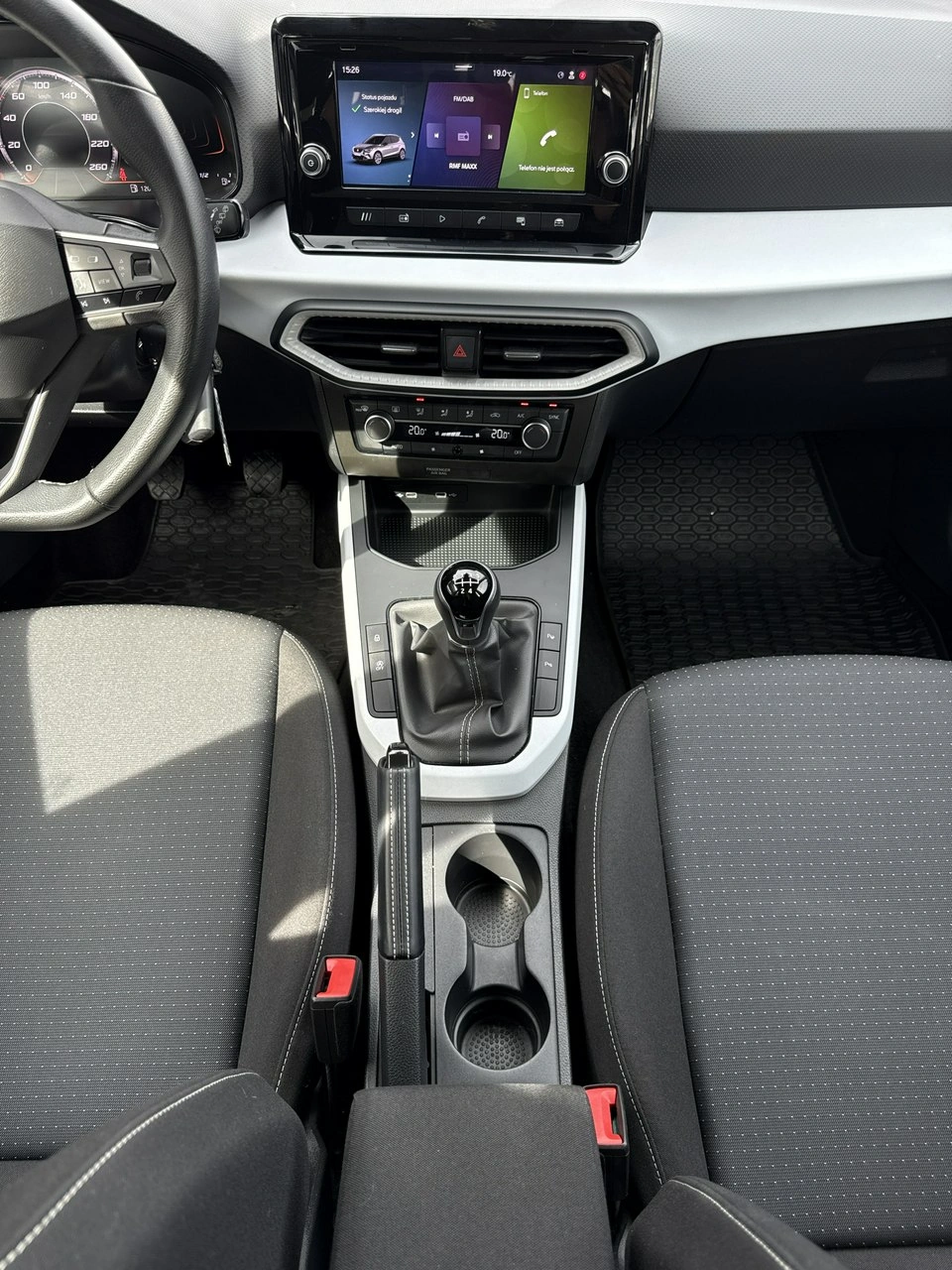 Seat Arona - Zdjęcie 33