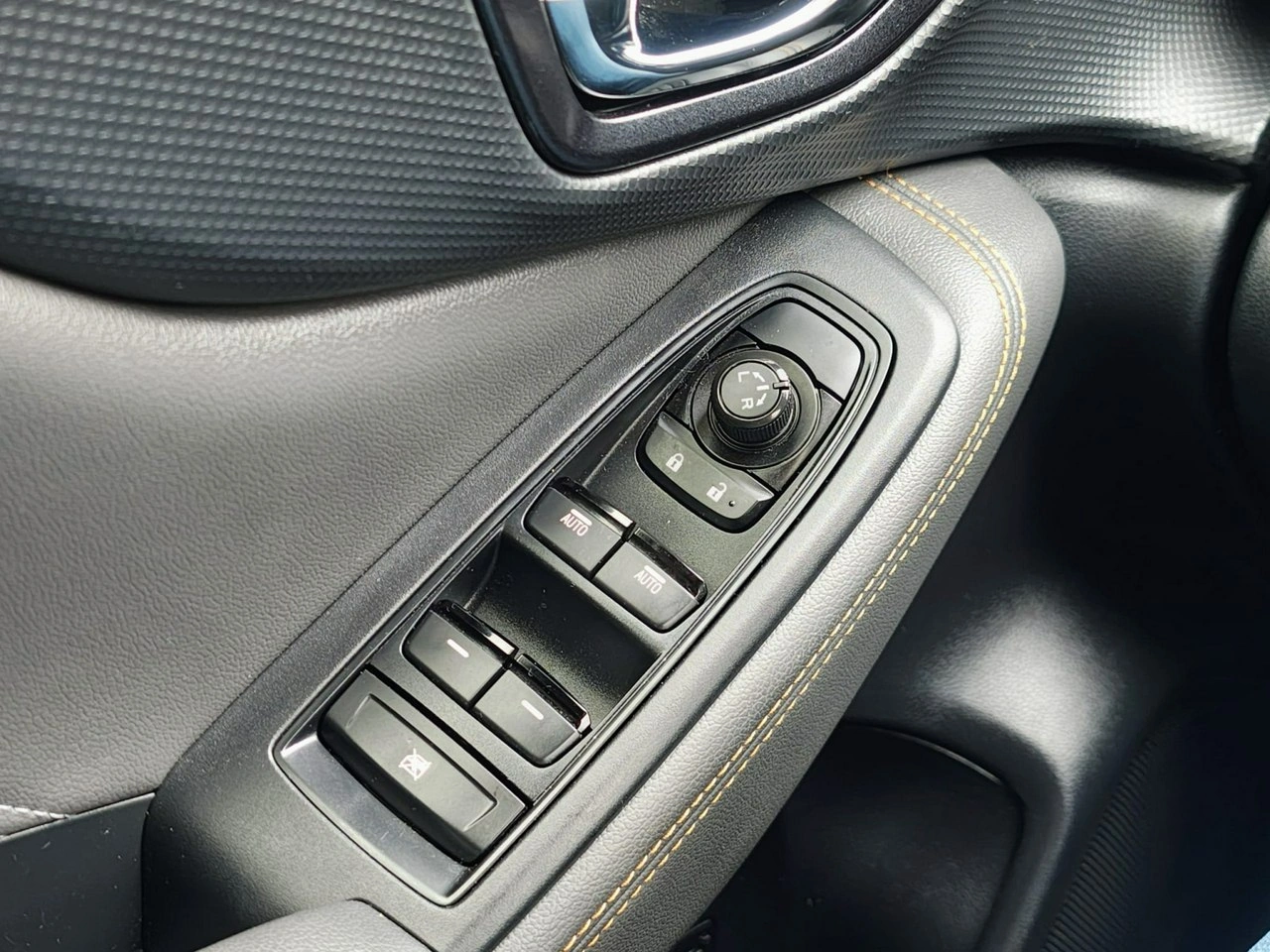 Subaru Forester - Zdjęcie 8