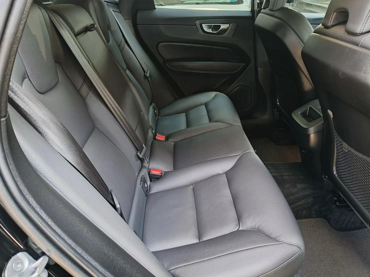 Volvo XC 60 - Zdjęcie 18
