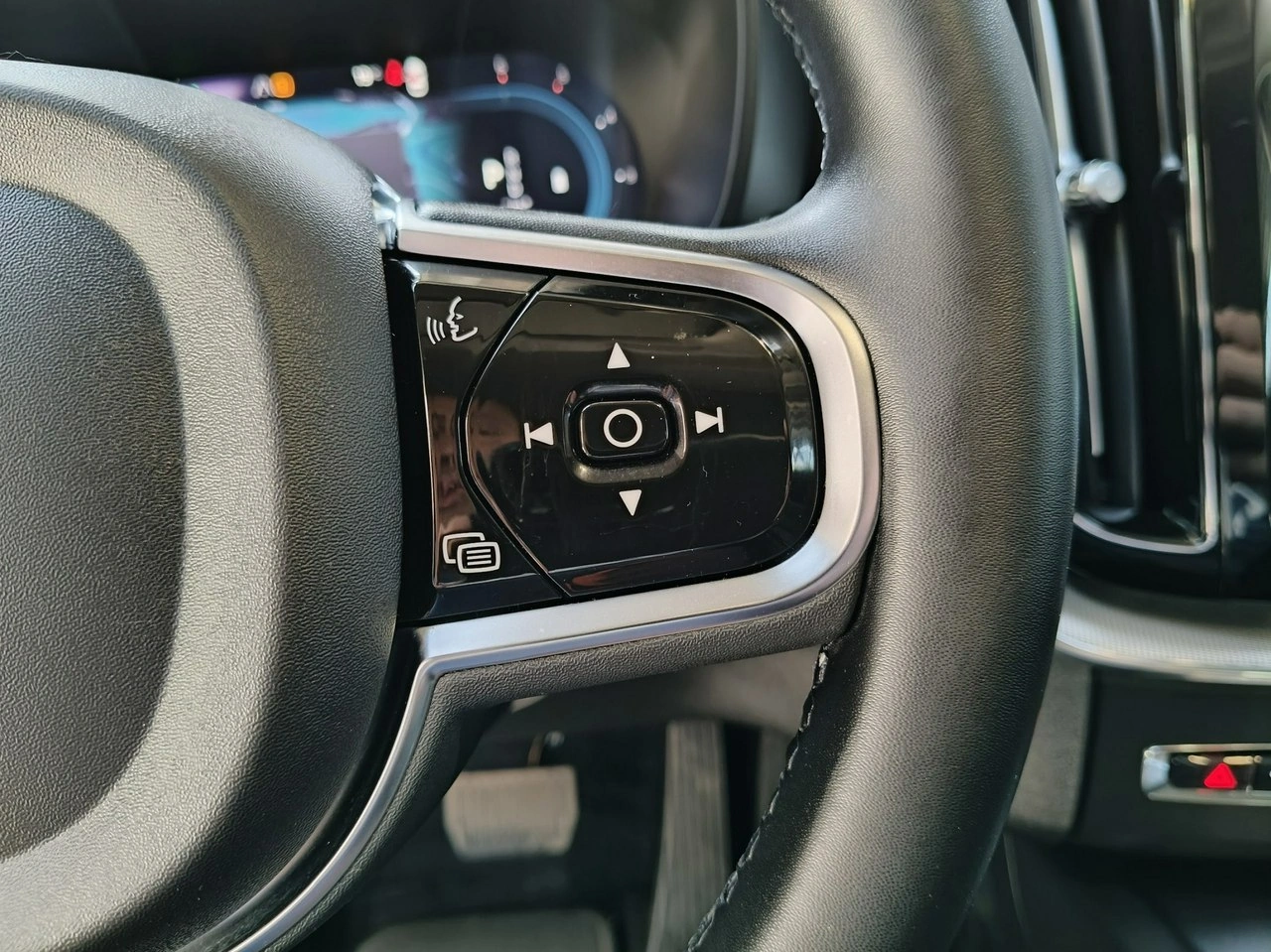 Volvo XC 60 - Zdjęcie 30