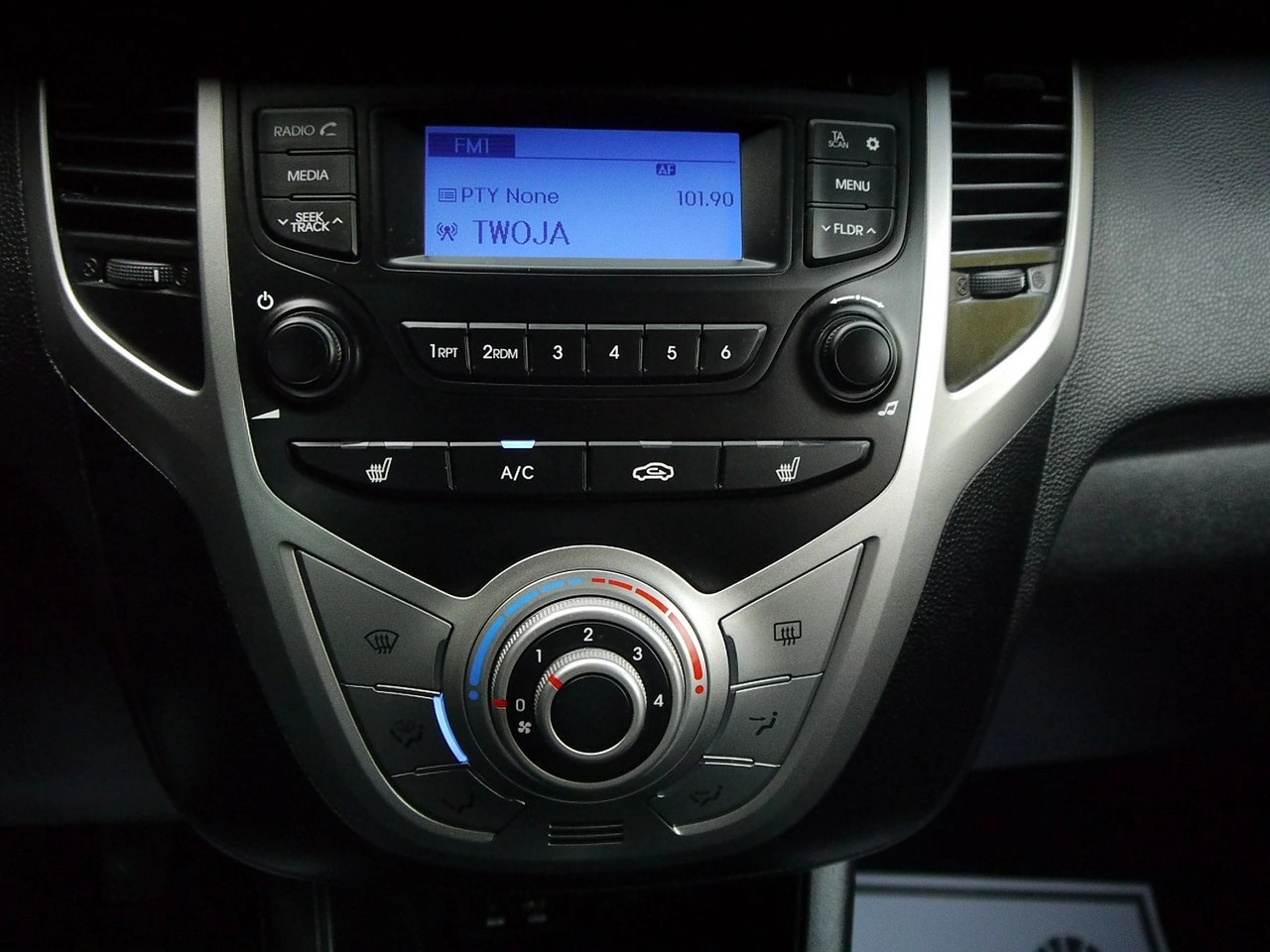 Hyundai ix20 - Zdjęcie 20