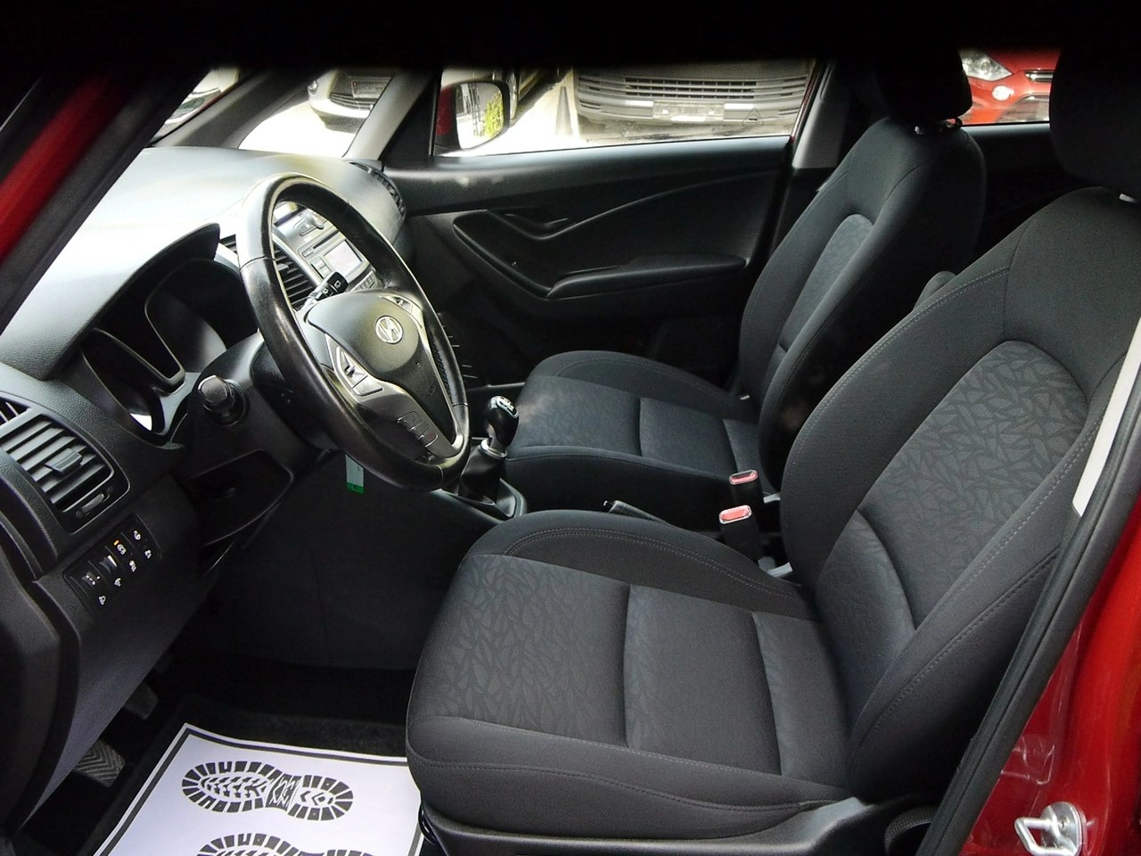 Hyundai ix20 - Zdjęcie 24