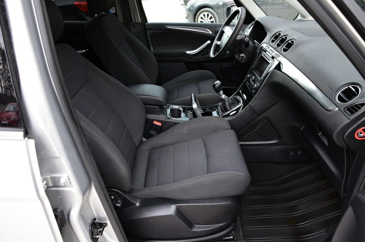Ford Galaxy - Zdjęcie 36