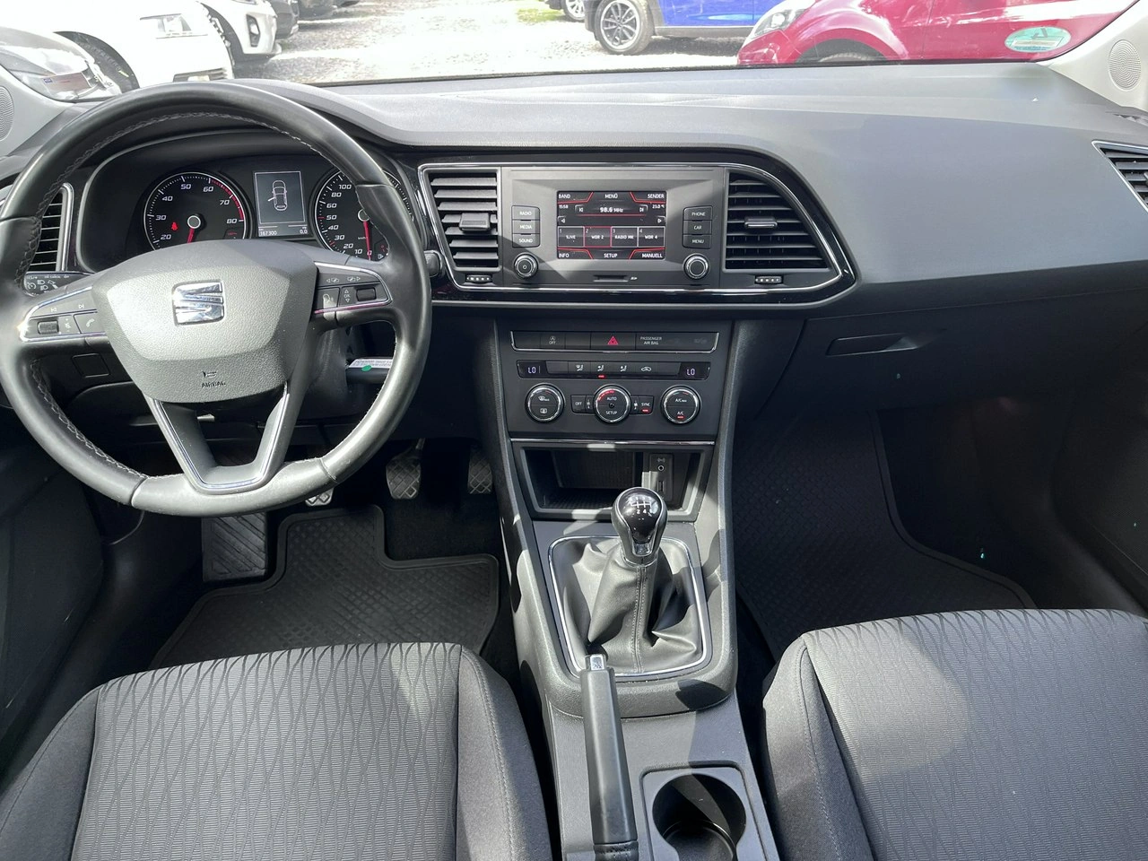 Seat Leon - Zdjęcie 16