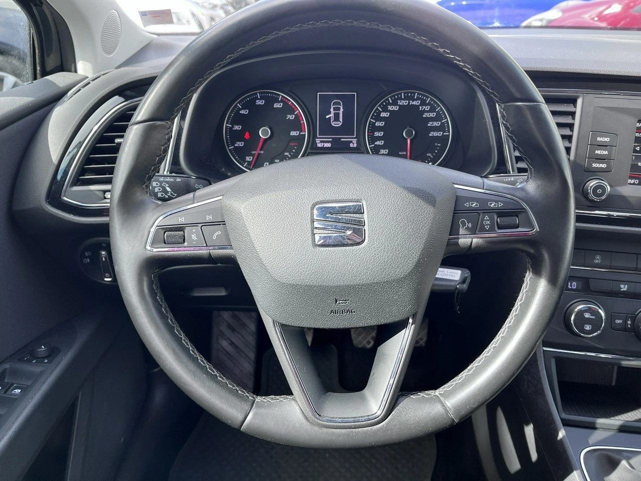 Seat Leon - Zdjęcie 19