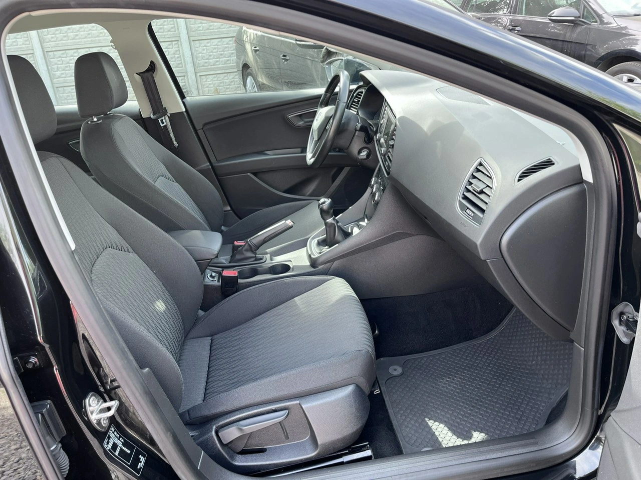 Seat Leon - Zdjęcie 25