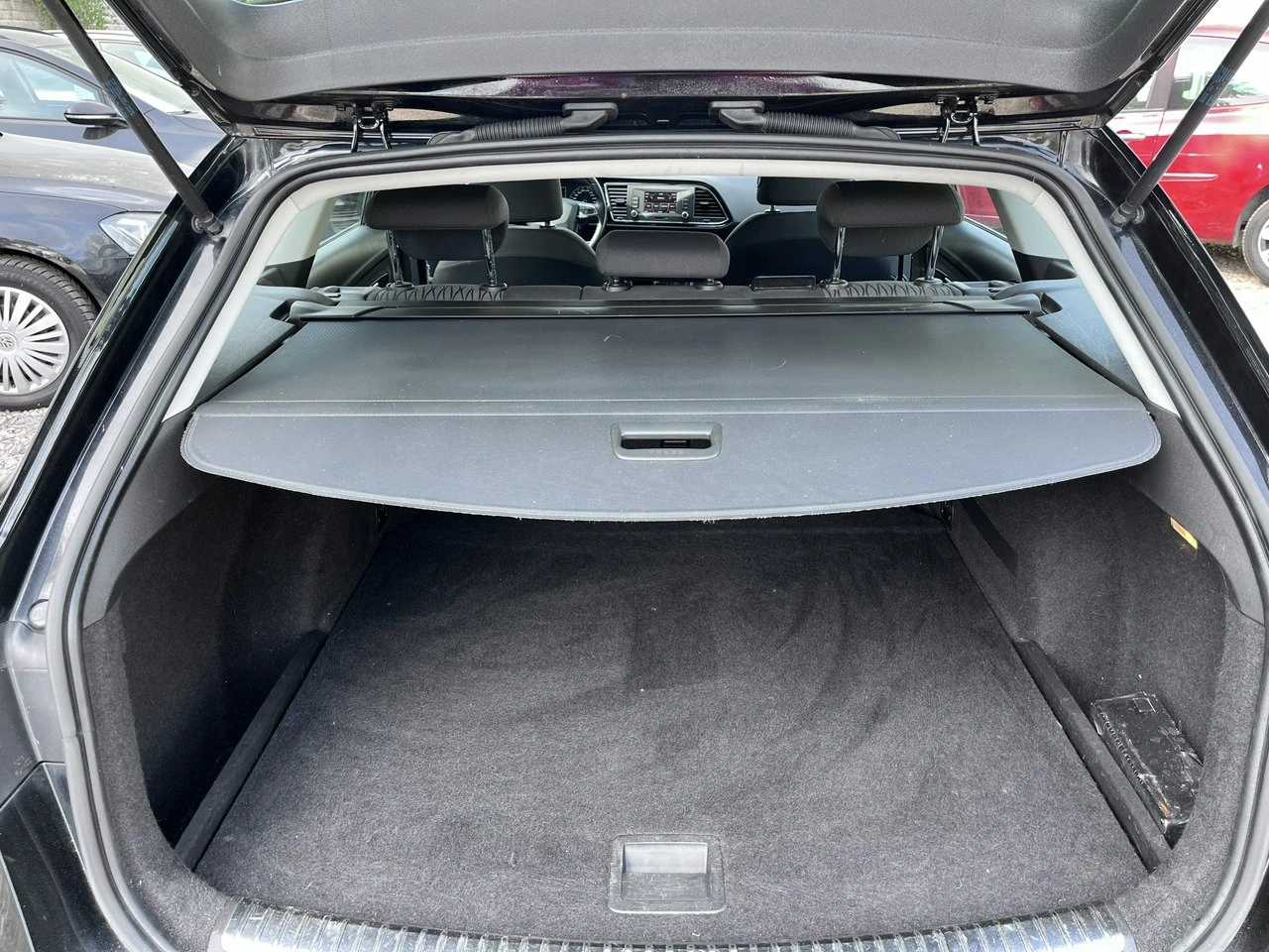 Seat Leon - Zdjęcie 30