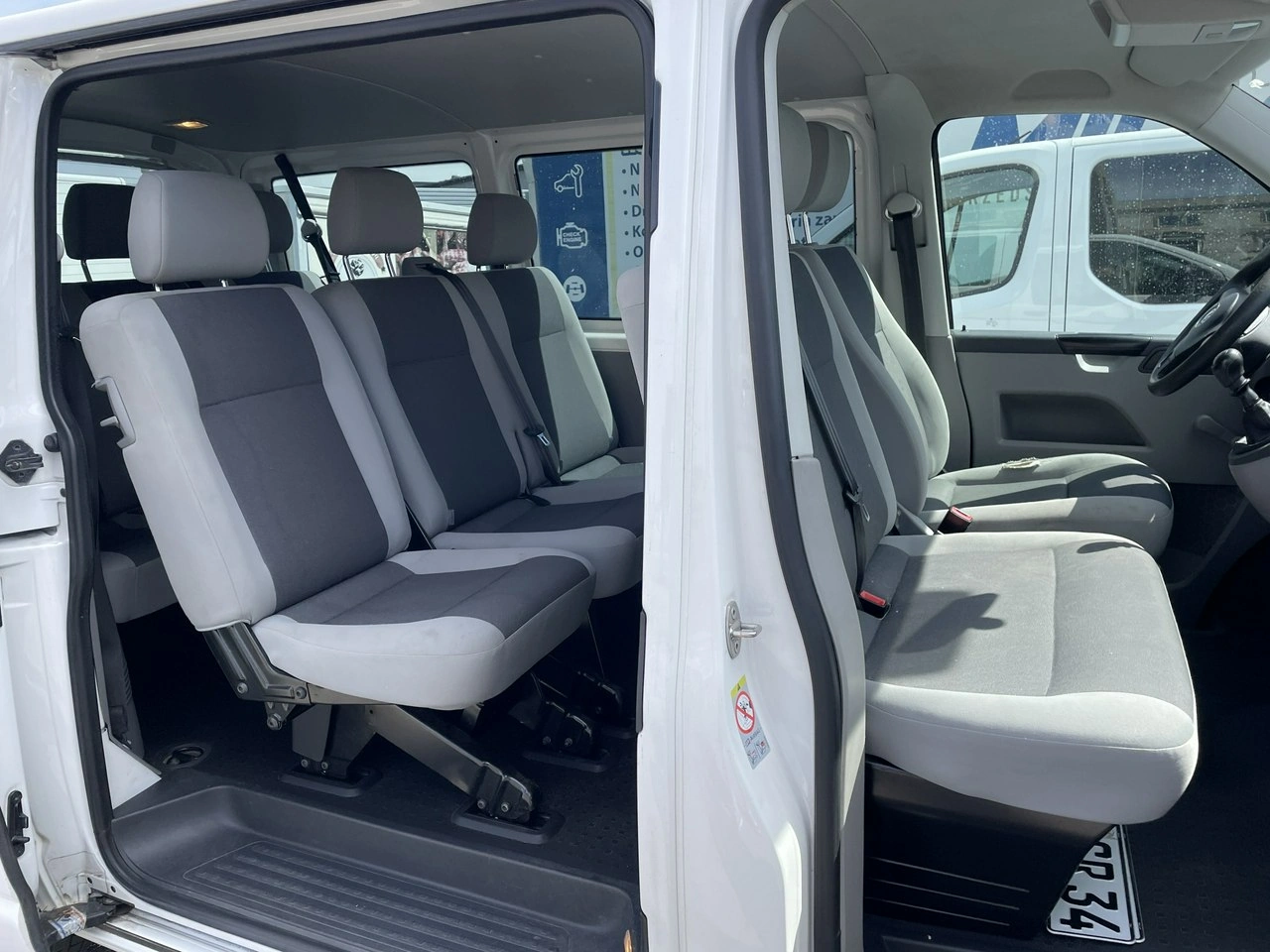 Volkswagen Transporter - Zdjęcie 11