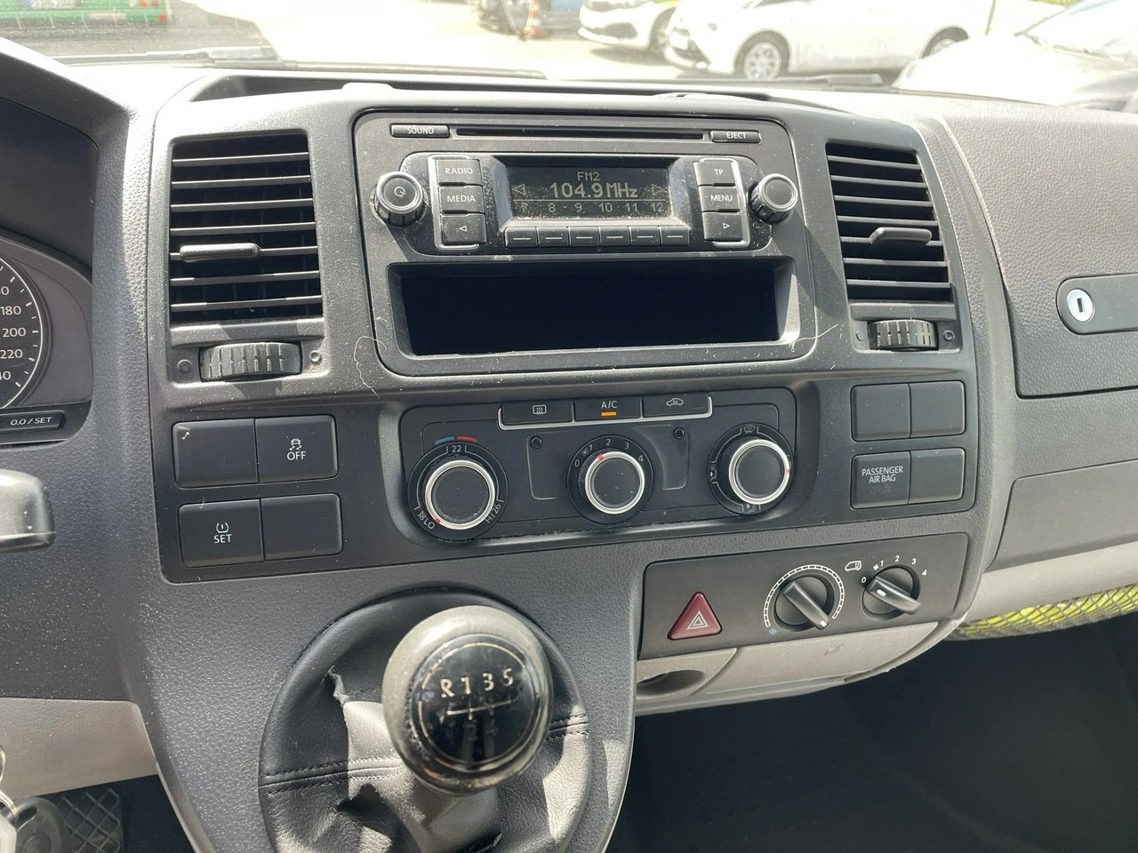 Volkswagen Transporter - Zdjęcie 17