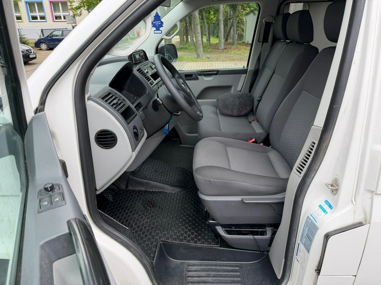 Volkswagen Transporter - Zdjęcie 21