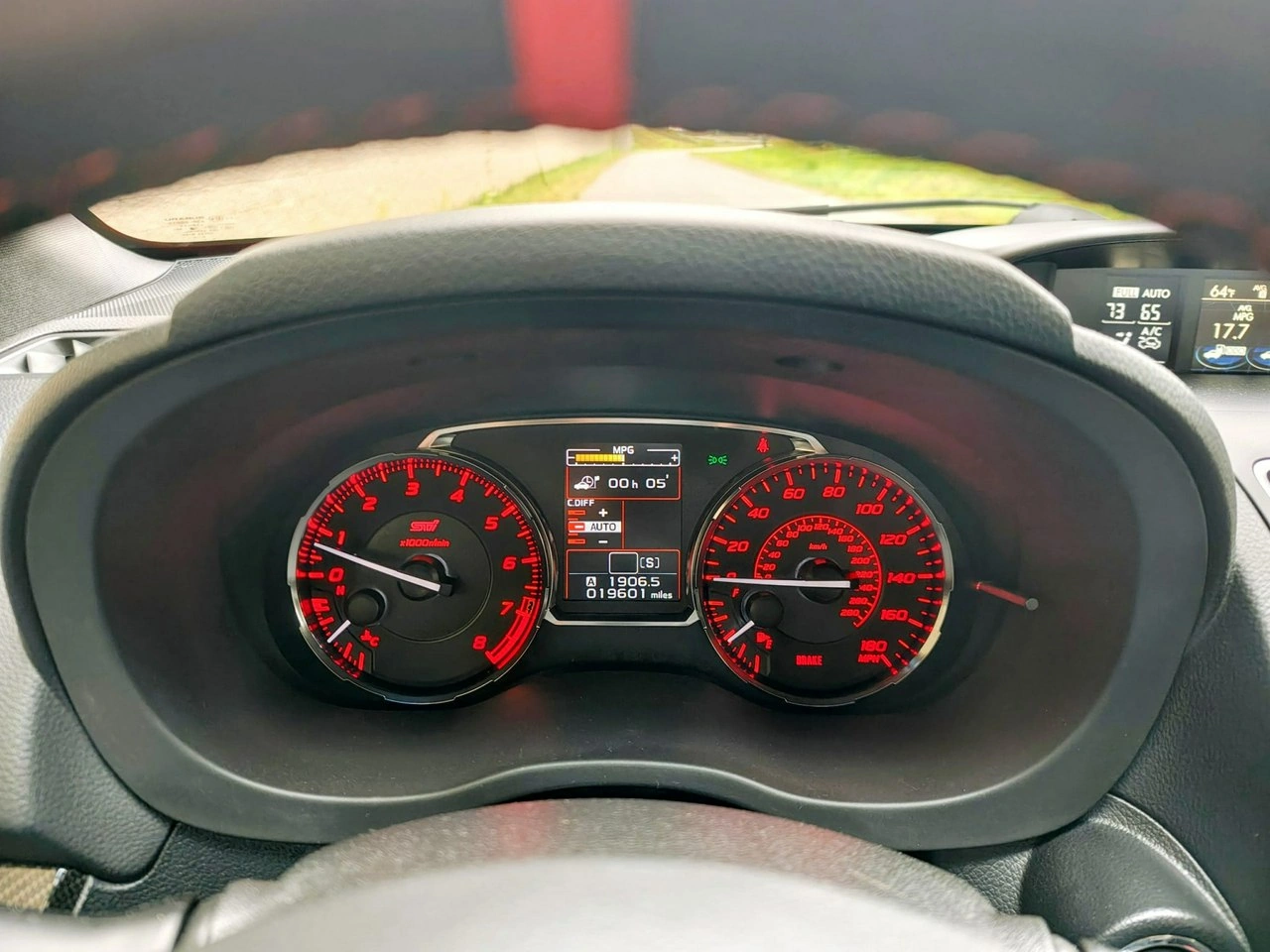 Subaru Impreza - Zdjęcie 10