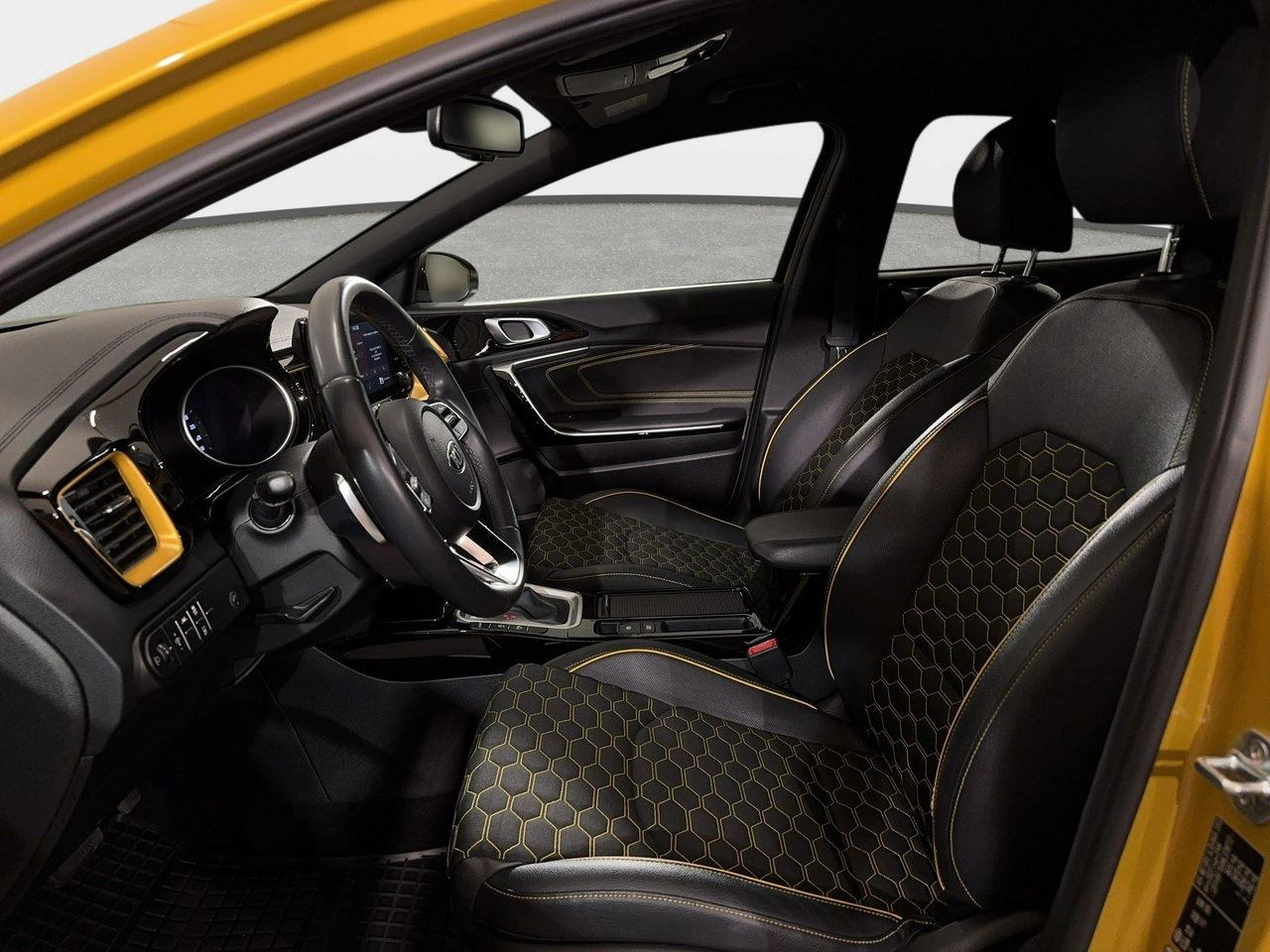 Kia XCeed - Zdjęcie 11