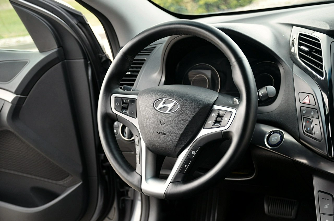 Hyundai i40 - Zdjęcie 23