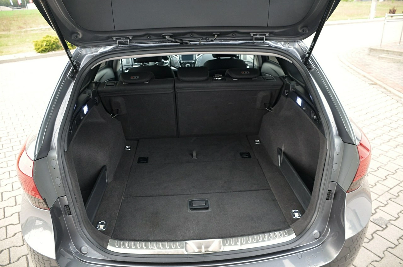 Hyundai i40 - Zdjęcie 24