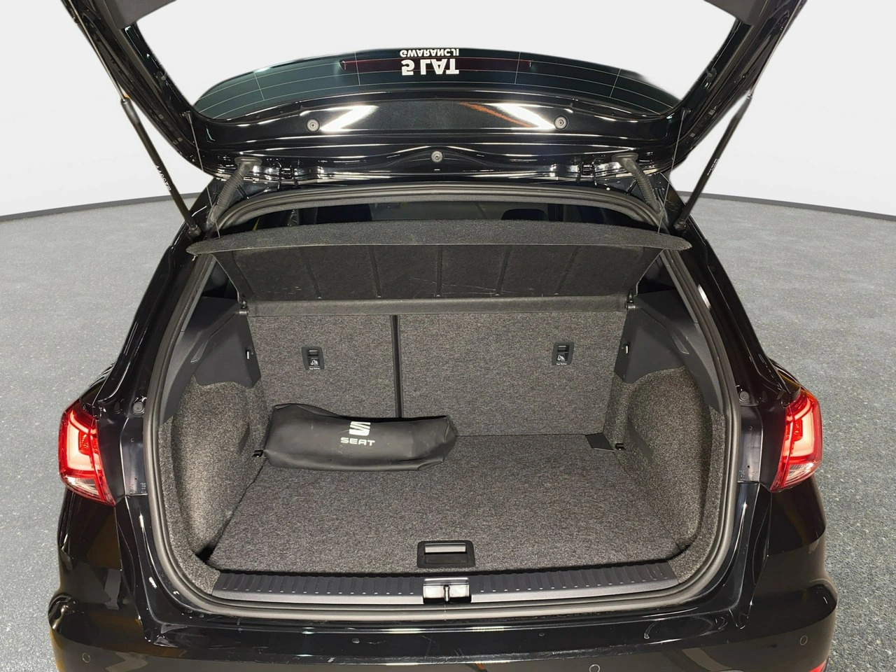 Seat Arona - Zdjęcie 16