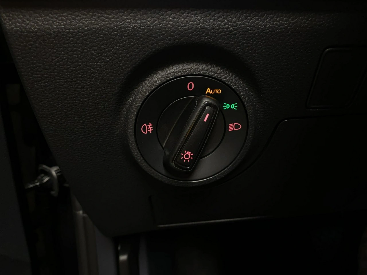 Seat Arona - Zdjęcie 35