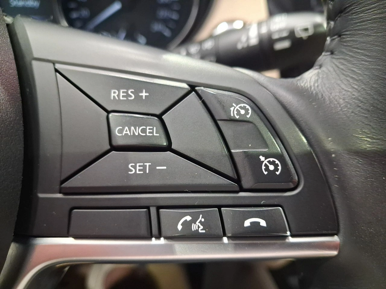 Nissan X-Trail - Zdjęcie 20