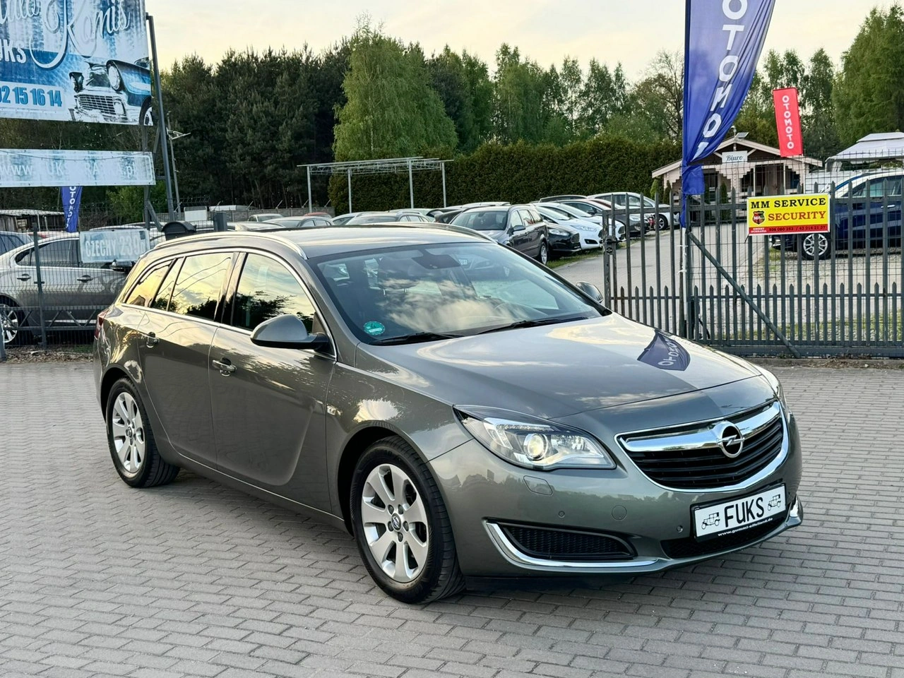 Opel Insignia Sports Tourer - Zdjęcie 1