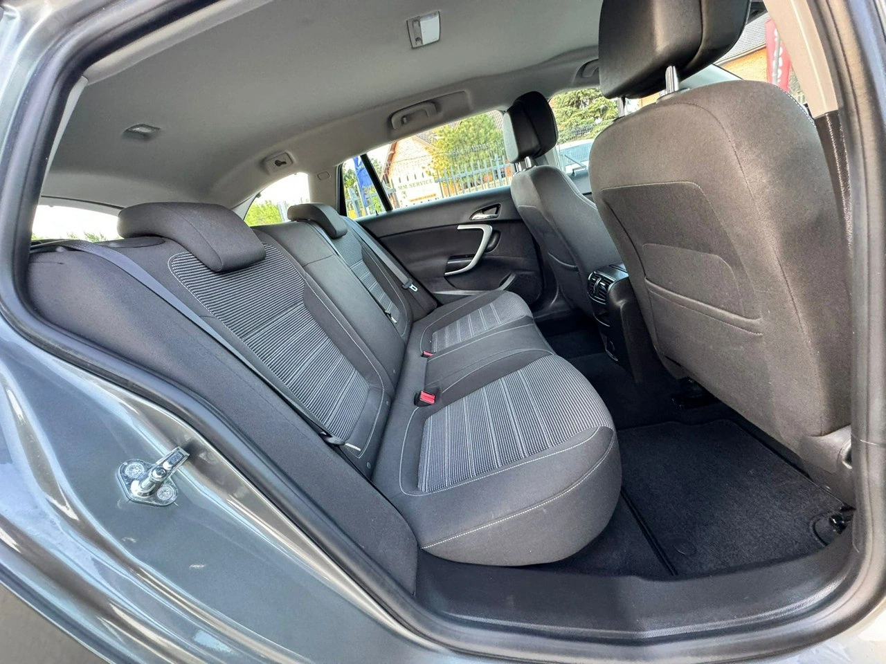 Opel Insignia Sports Tourer - Zdjęcie 24